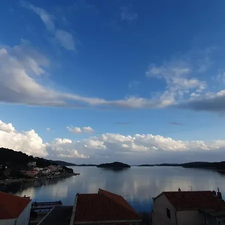 Tatjana Διαμέρισμα Tisno